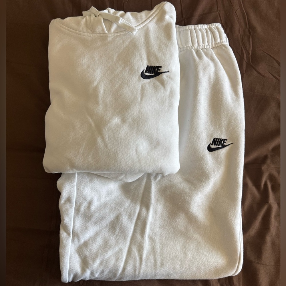 Nike White Joggers Set